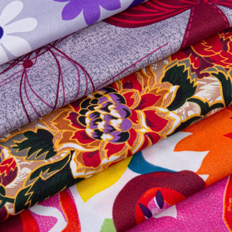 Hvorfor falmer trykt polyester mindre end bomuld?